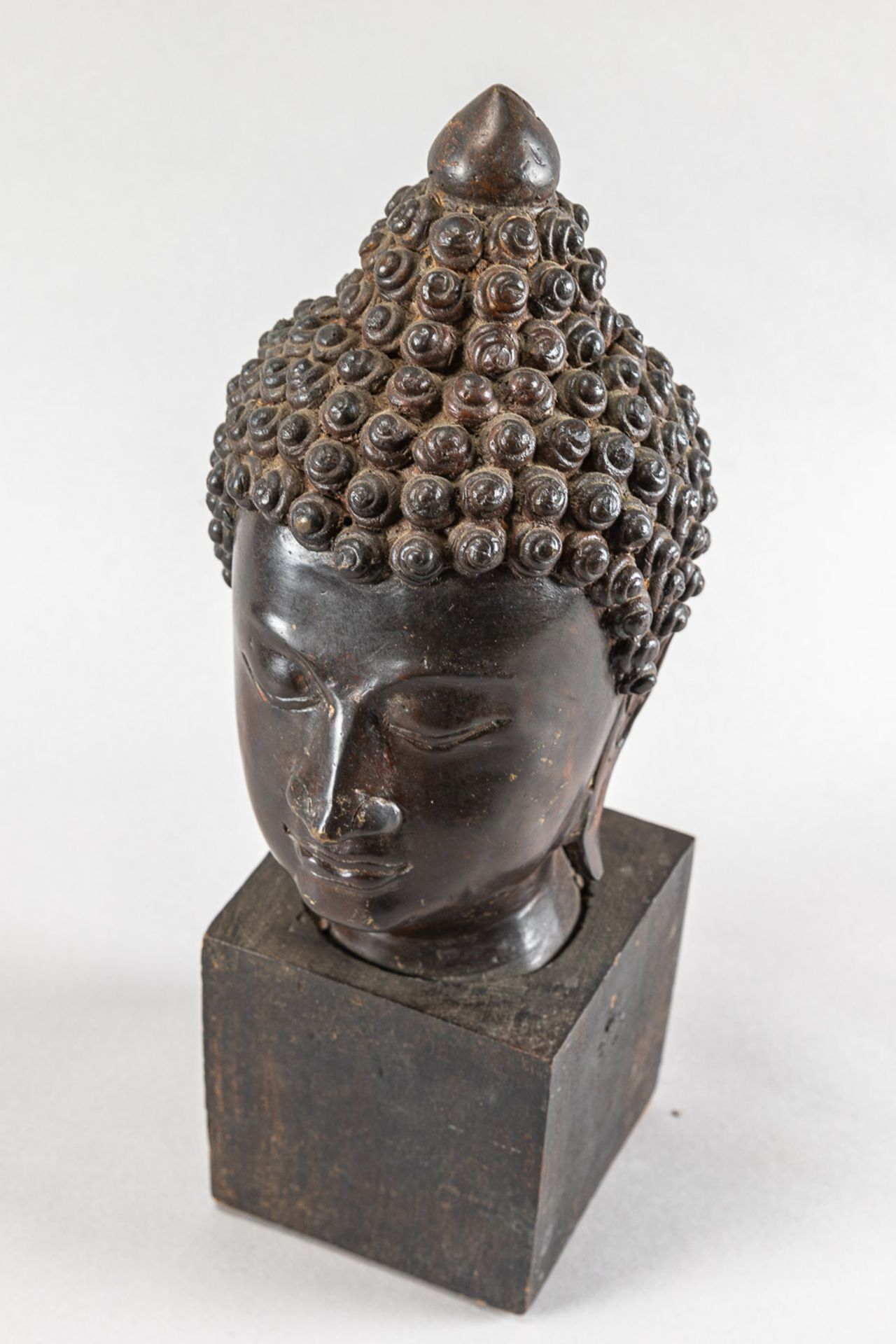 Buddhas head - Image 2 of 3
