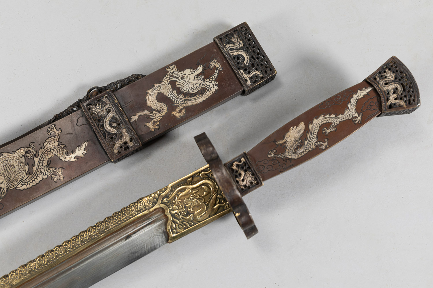 Chinese sword - Image 2 of 3