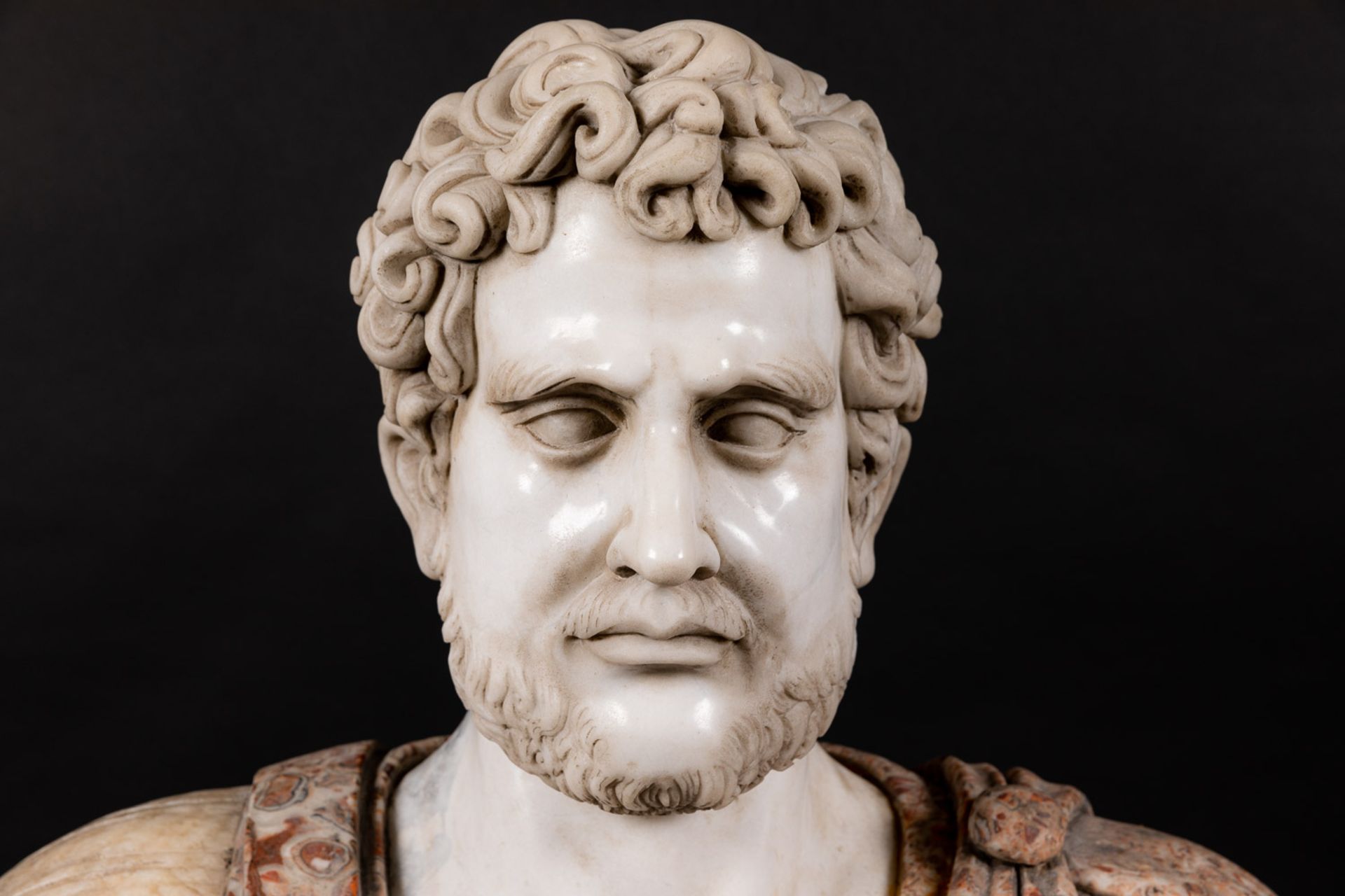 Marble bust of a Roman imperator - Image 2 of 3