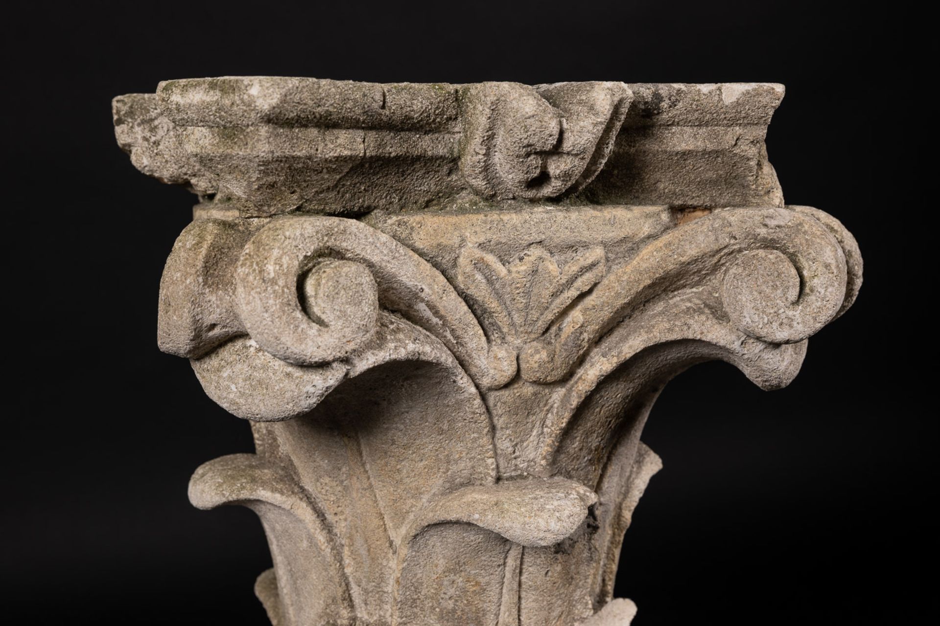Classical stone capitel - Image 3 of 3
