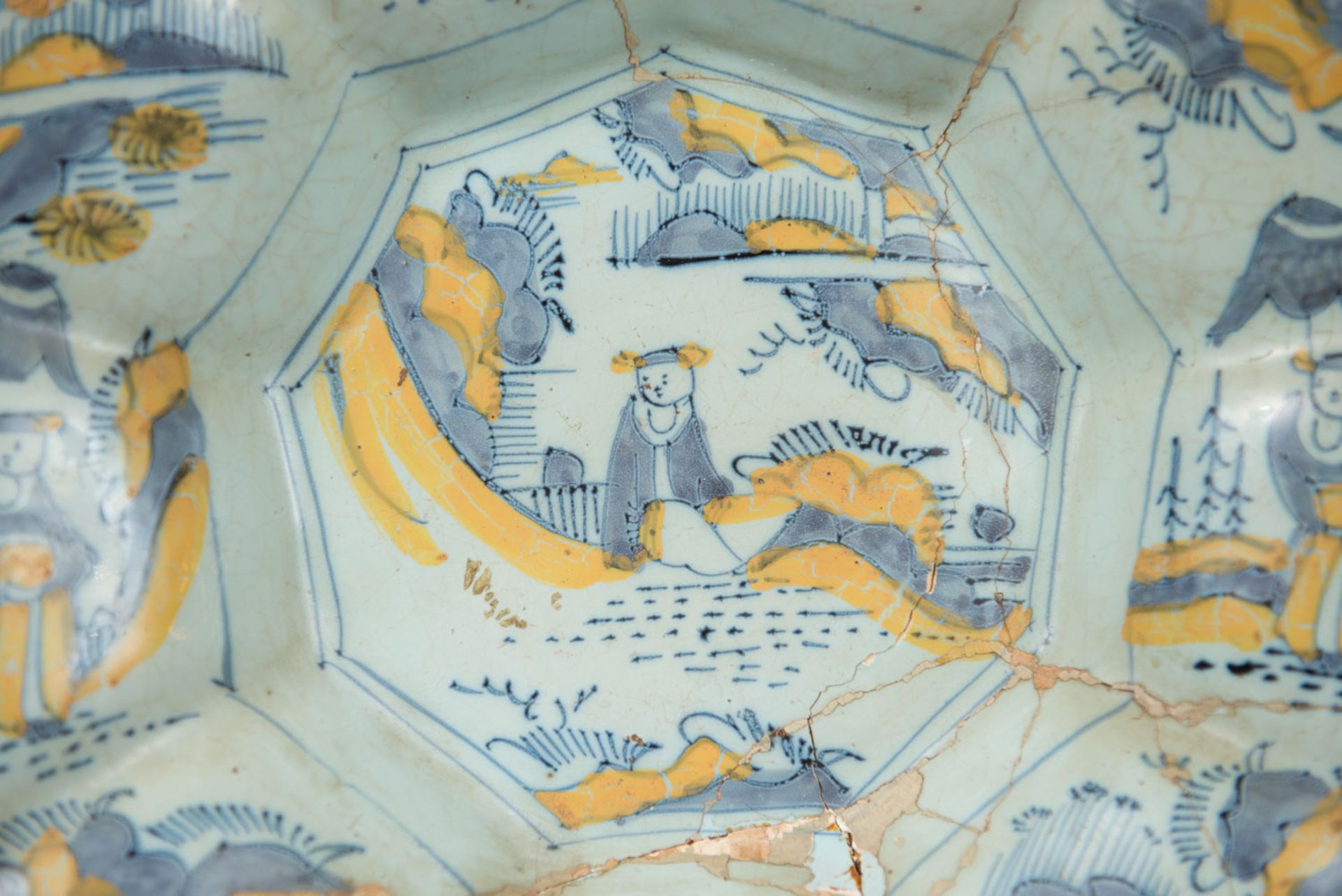 Delft ceramic dish - Image 2 of 3