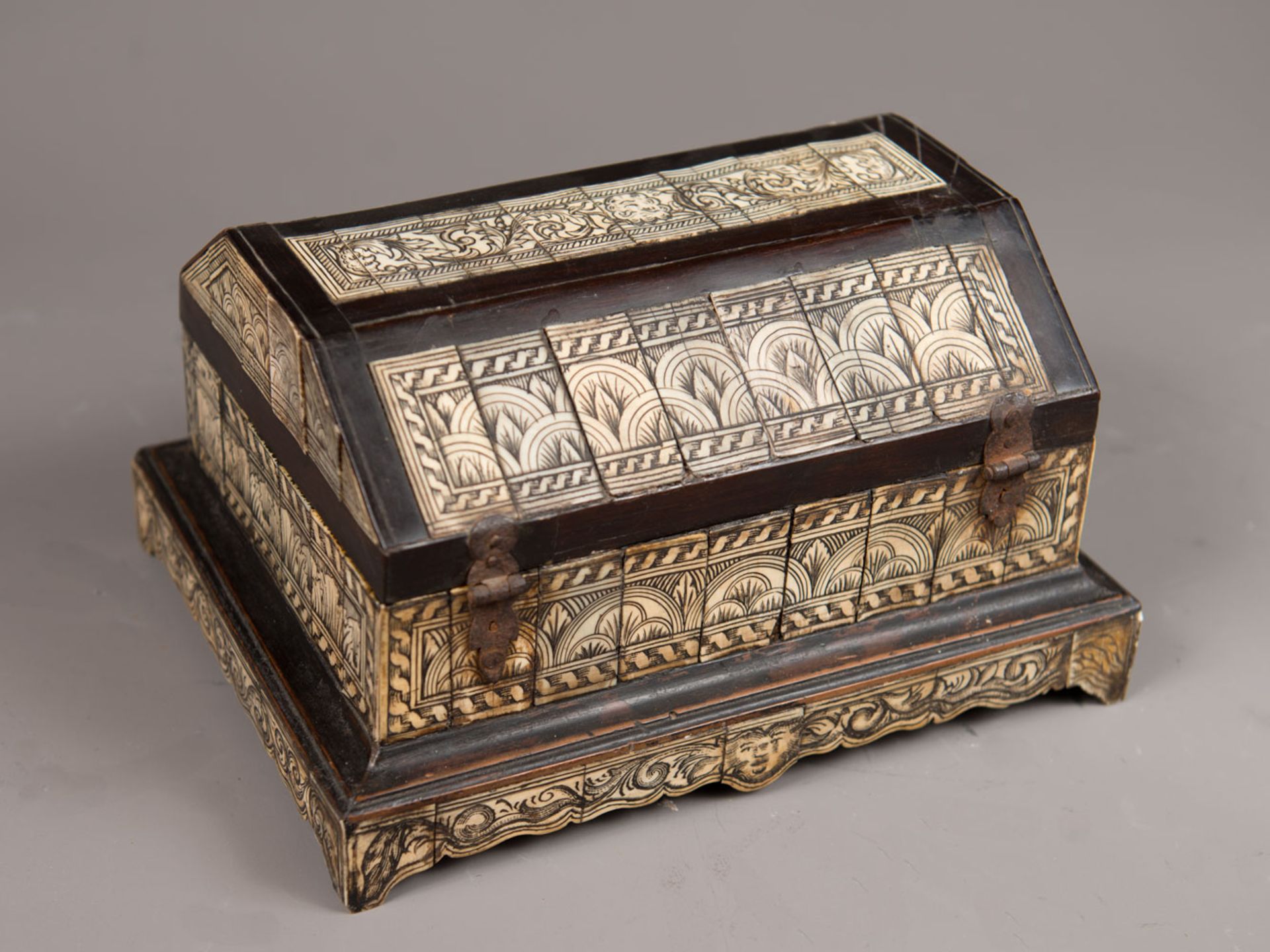 Italian Renaissance casket - Image 3 of 3