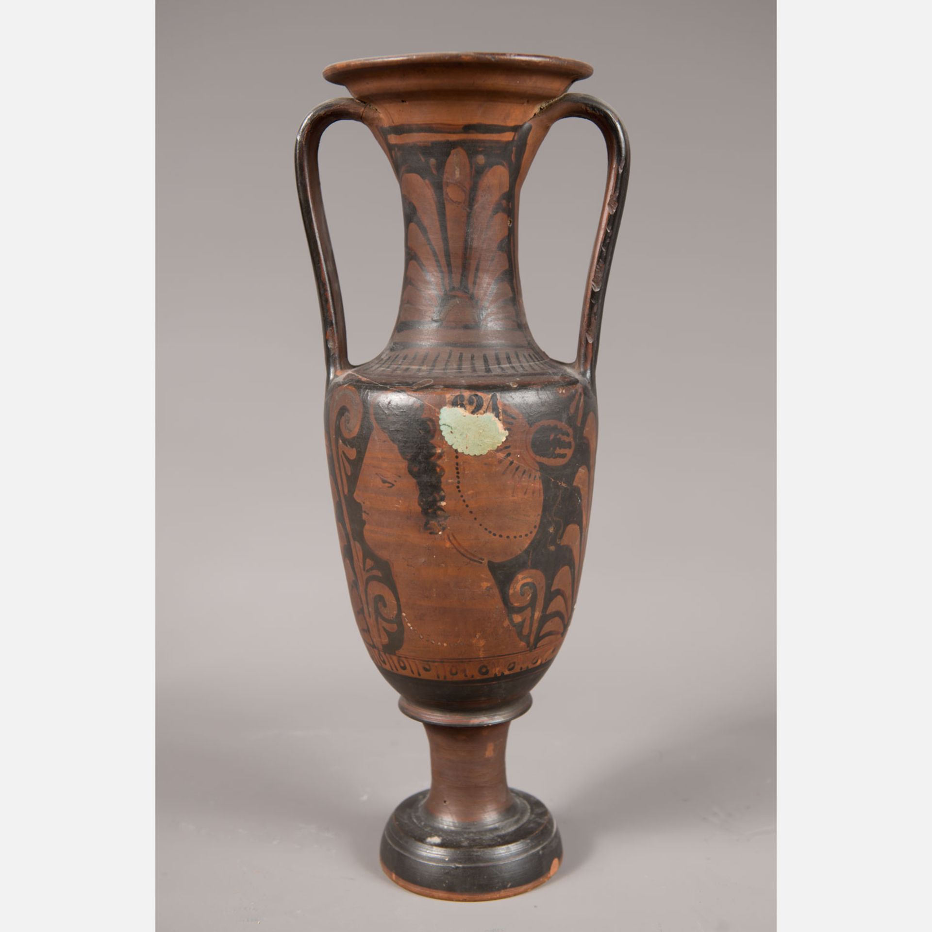 Apulian ancient ceramic vase