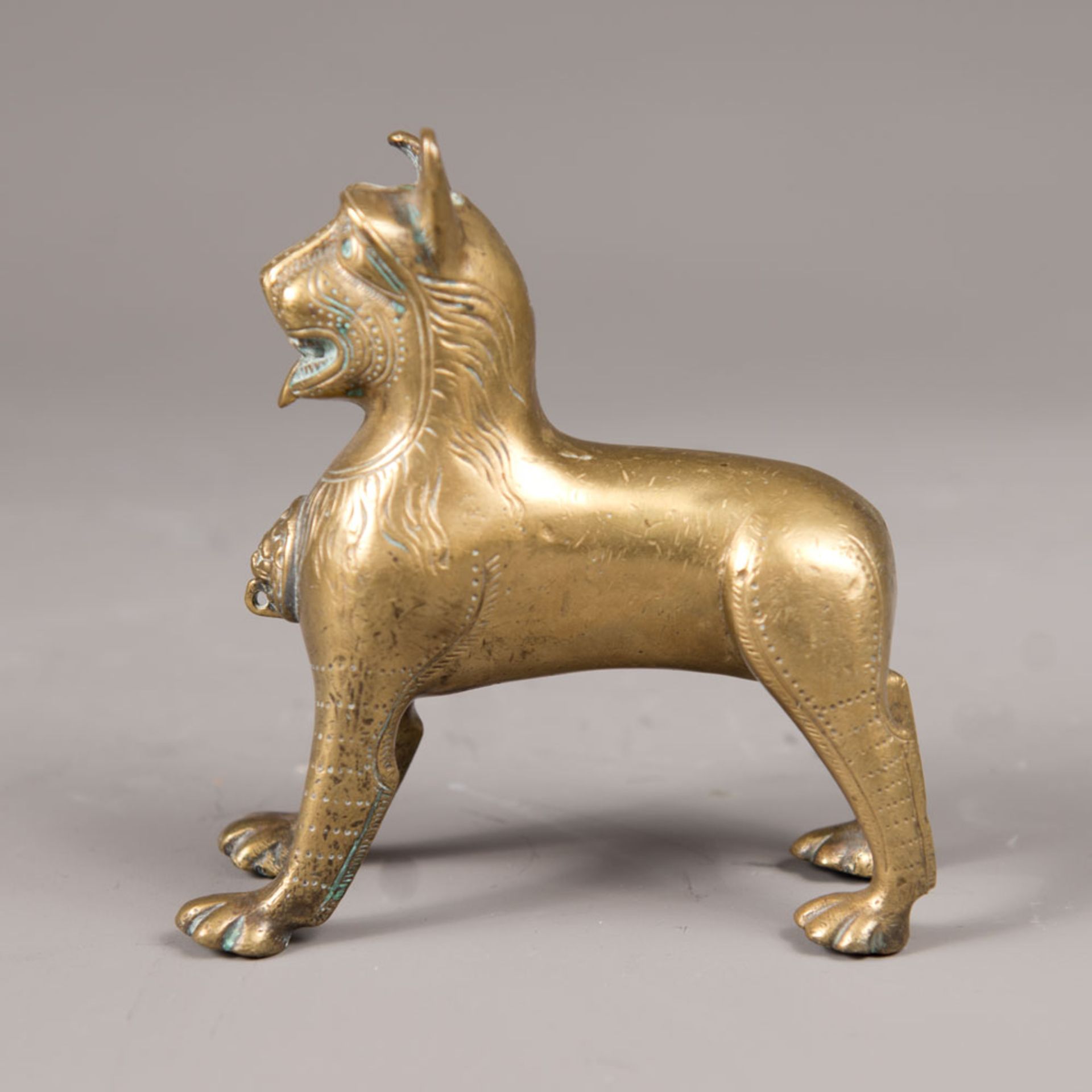 A bronze aquamanile - Image 2 of 3