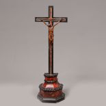 Table cross