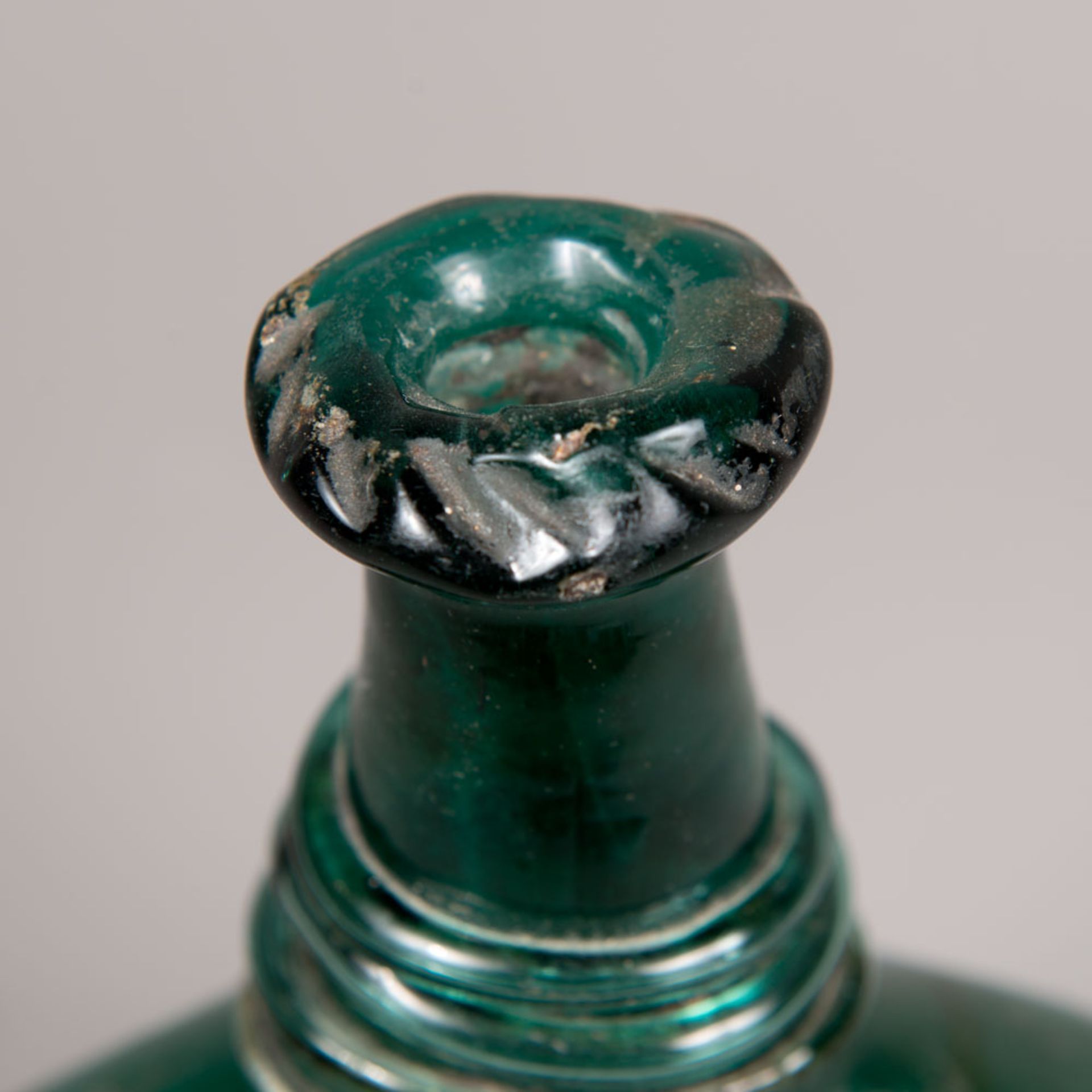 Early glass flask - Bild 2 aus 3