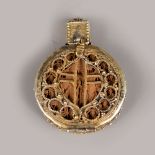 A pilgrim’s pendant