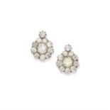 PAIRE DE BOUCLES D'OREILLES EN DIAMANTS, XXe SIÈCLE