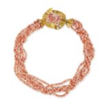 PARURE EN OR, CORAIL ET DIAMANTS