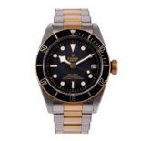 TUDOR SUBMARINER - MONTRE BRACELET EN ACIER OR REF 79733N - VERS 2020