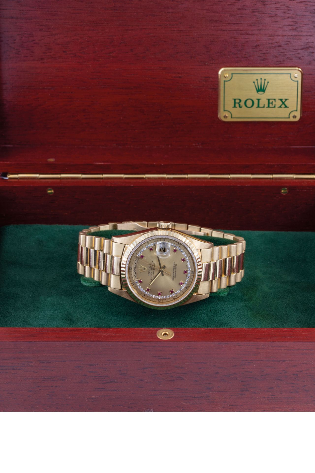 ROLEX DAY-DATE PRESIDENT RUBIS DIAMANTS, RÈF 18238, OR JAUNE - Vers 1993 - Image 2 of 3