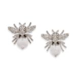 PAIRE DE BOUCLES D'OREILLES EN OR 14K, CRISTAL DE ROCHE ET DIAMANTS