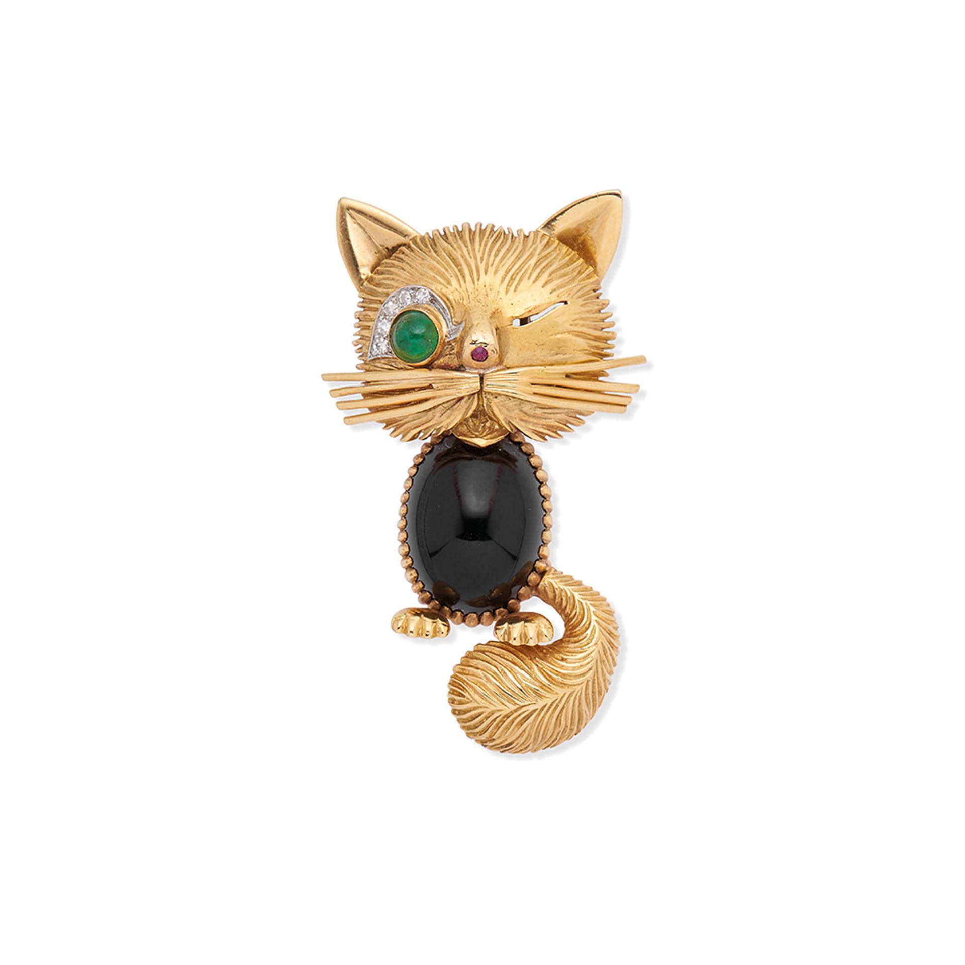 BROCHE CHAT MALICIEUX EN OR, ONYX, ÉMERAUDE, RUBIS ET DIAMANTS, SIGNÉE VAN CLEEF & ARPELS