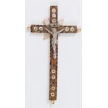 Crocifisso con stazioni della via crucis. Italia settentrionale, XIX secolo. Cm 25,5x15. (difetti