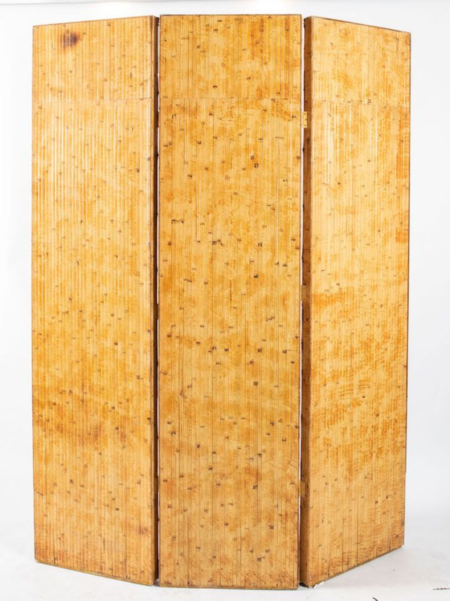 VIVAI DEL SUD, attr. Paravento in bamboo e canna d’india con specchi. Prod. Italia, 1970 ca. Cm 215x - Bild 2 aus 2