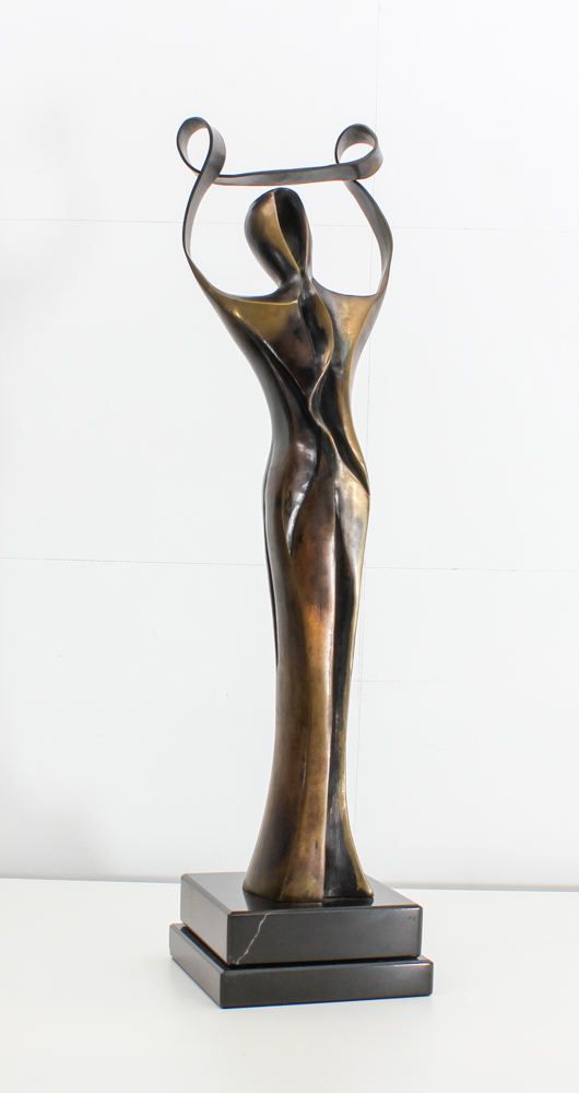 Hélène Jacubowitz (1952) Bronze statue signed and numbered: Hélène Jacubowitz, ** Japhetie **, No. - Image 2 of 7