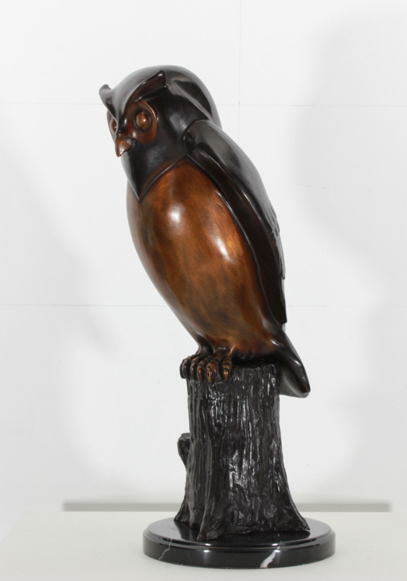Bronze Bronze sculpture on marble plinth ** the Owl **, unsigned. - size height and width 50 X 25 - Bild 4 aus 8