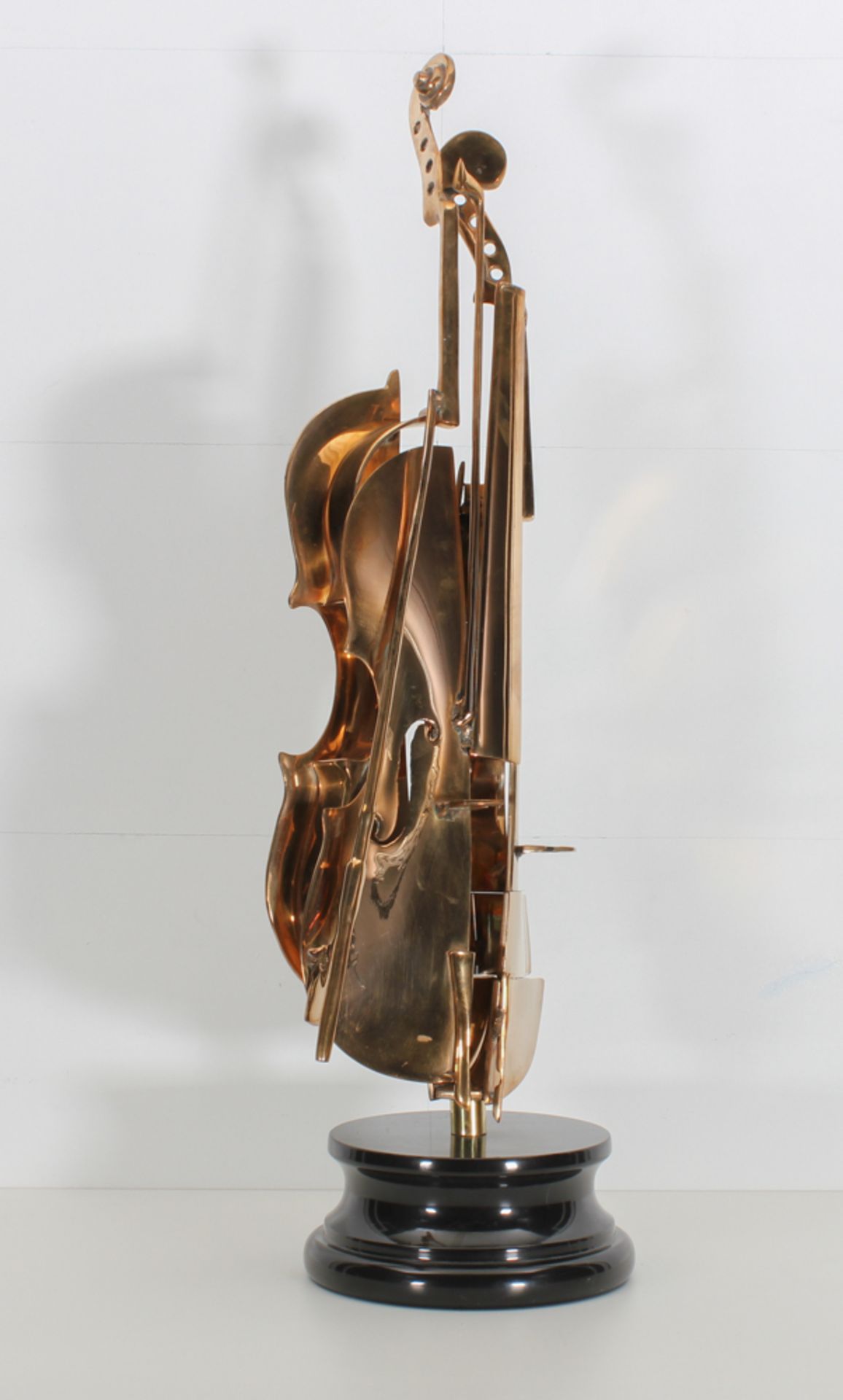 Arman (1928 - 2005) Bronze sculpture signed Arman, ** Violin Pizzaiola **, No. 38/99. - size - Image 3 of 8