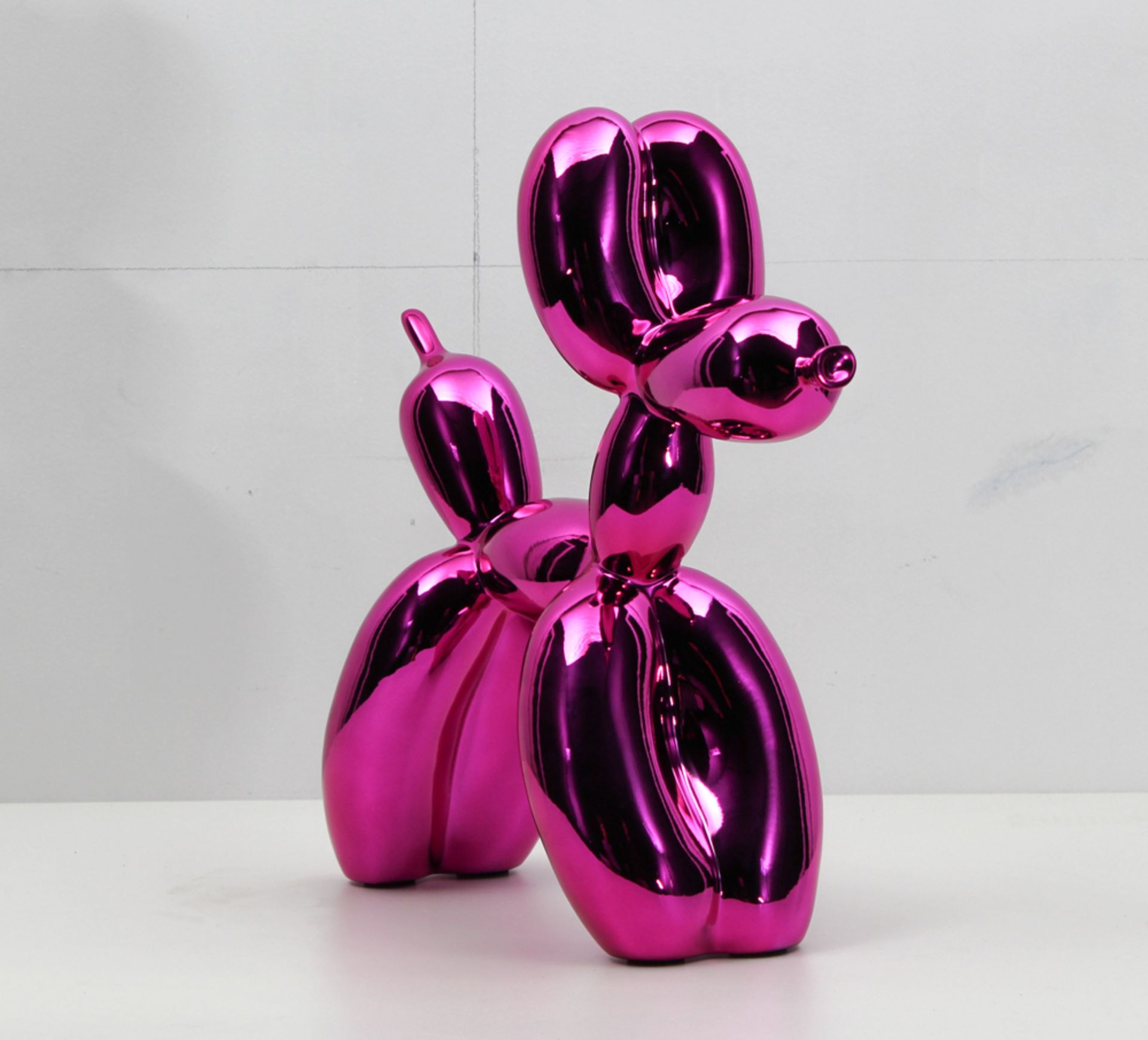 Jeff Koons (1955 York) Cold cast resin sculpture after the work of Jeff Koons, ** Pink Balloon - Bild 7 aus 10