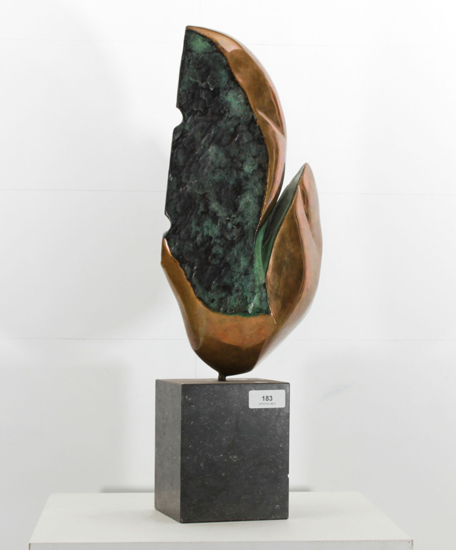 Michel van Overbeeke (1942 Den Haag) Bronze sculpture signed: Michel van Overbeeke, ** - Bild 4 aus 7