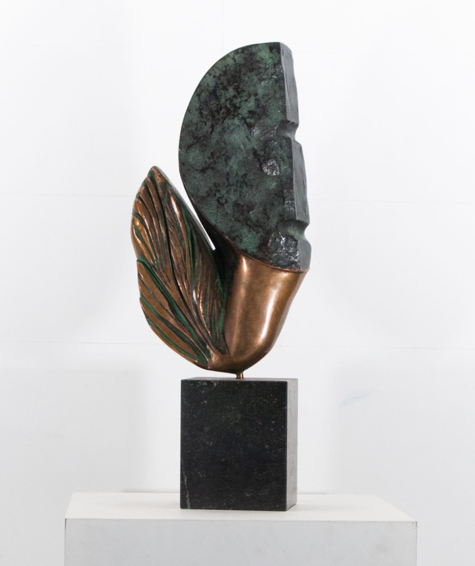 Michel van Overbeeke (1942 Den Haag) Bronze sculpture signed: Michel van Overbeeke, **