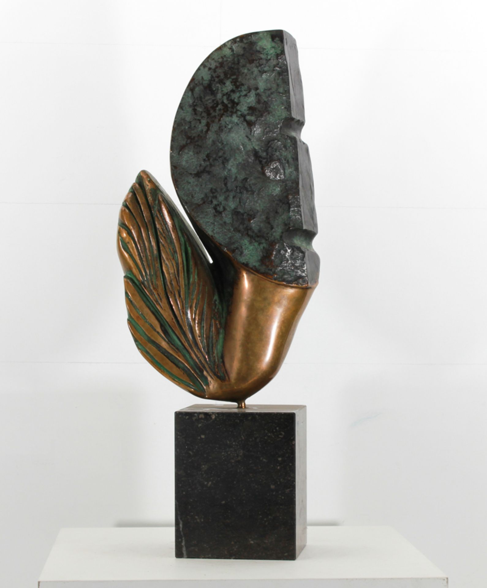 Michel van Overbeeke (1942 Den Haag) Bronze sculpture signed: Michel van Overbeeke, ** - Bild 2 aus 7