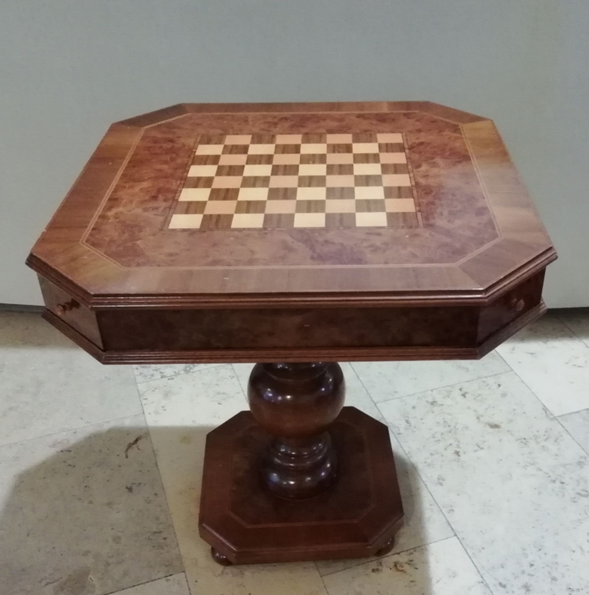 Quadratischer Spieltisch, Anfang 20.Jh., - Image 2 of 3