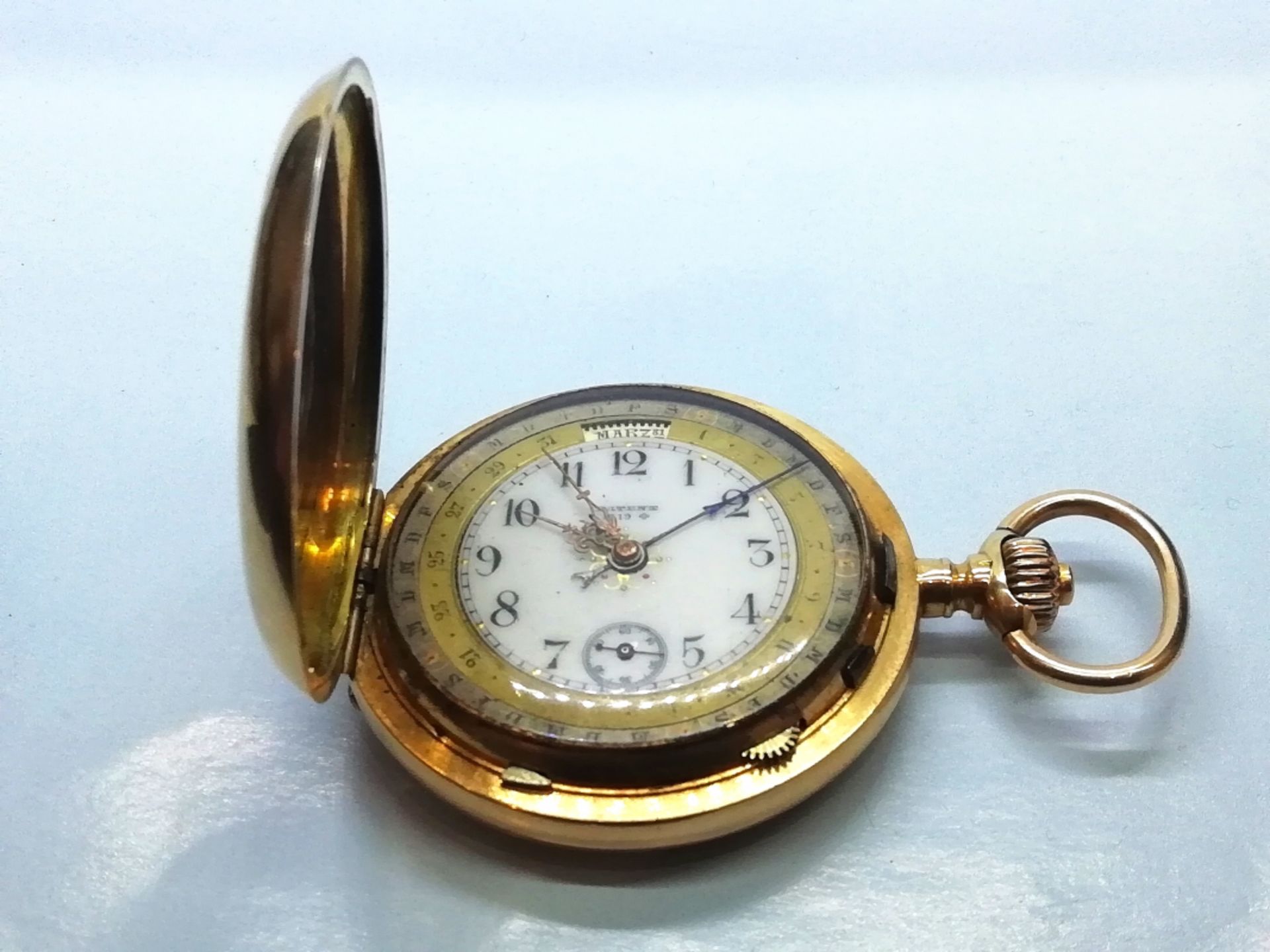 Goldene Taschenuhr mit Vollkalender, um 1900