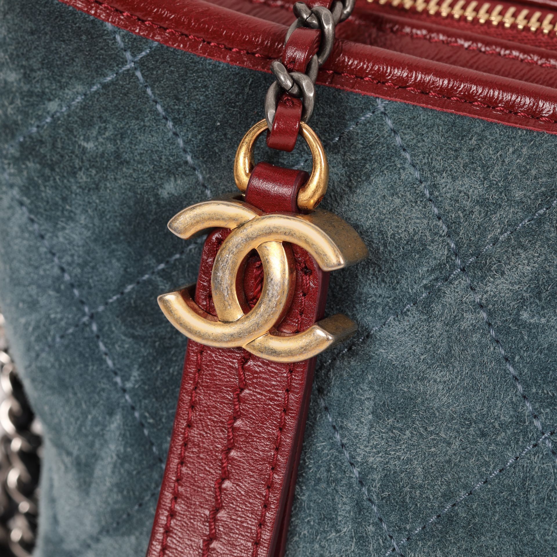 "Tri-Colour Gabrielle" - Chanel bag, leather, partially quilted - Image 2 of 4