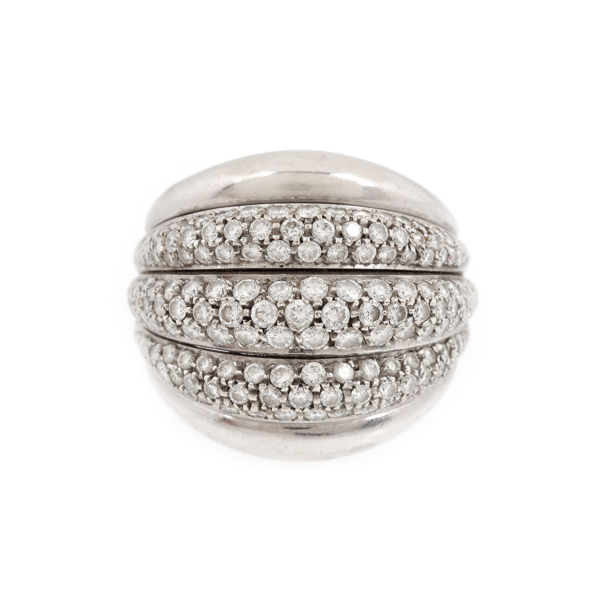 Damiani ring, white gold, decorated with diamonds