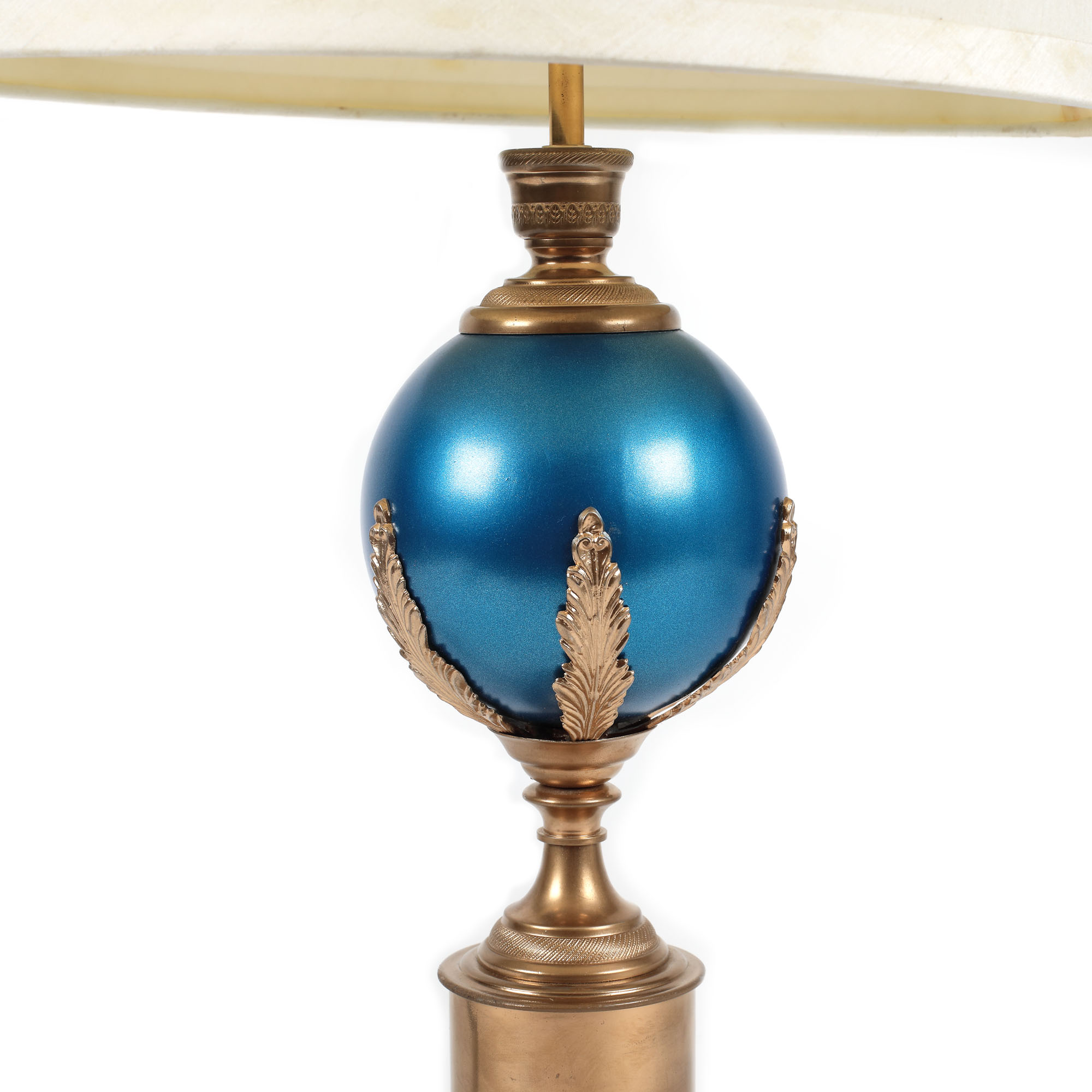 French workshop, Table lamp made by Maison Charles, gilded bronze, decorated with plant elements and - Image 3 of 5