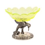 Austro-Hungarian workshop, Vide-poche made of green uranium glass, on a silver support, made in the