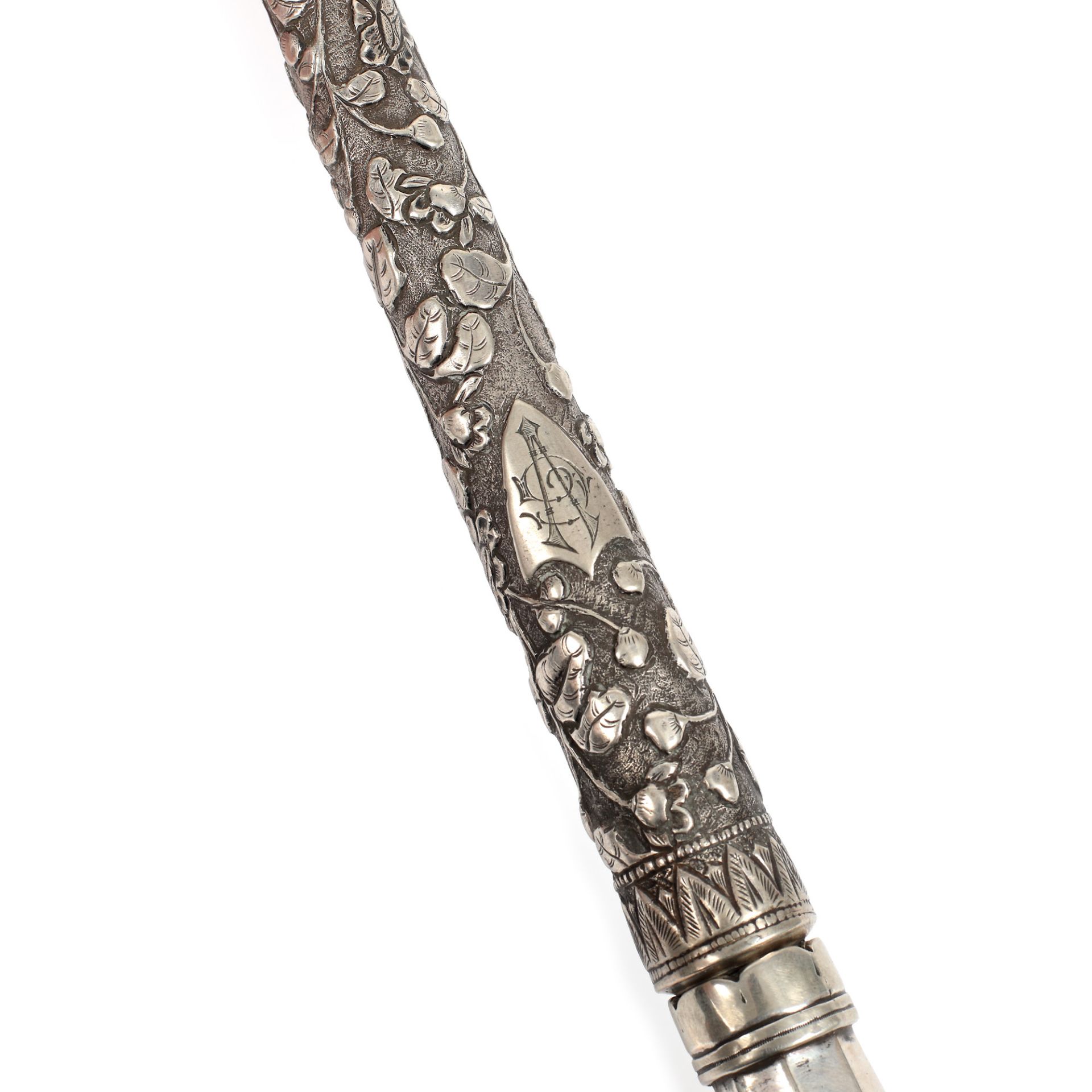 Ceremonial weapon, silver hammer, with hidden stiletto, richly decorated with plant motifs, monogram - Image 5 of 5