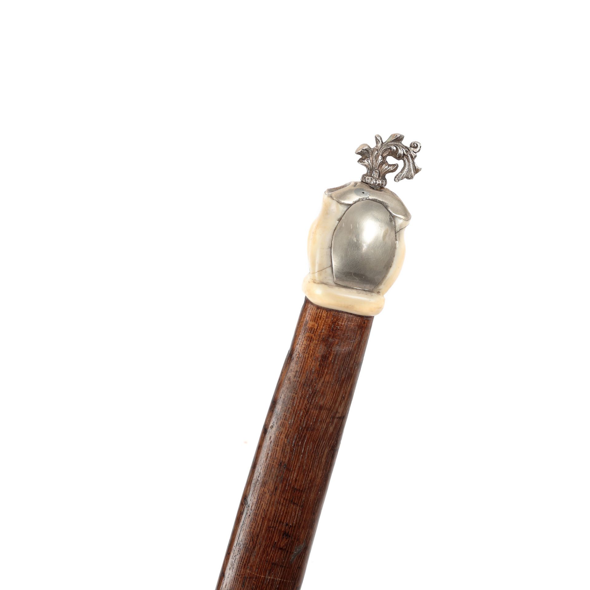 Ceremonial dagger, handle and sheath decorated with silver and ivory, bearing the Cross of Malta and - Image 4 of 5