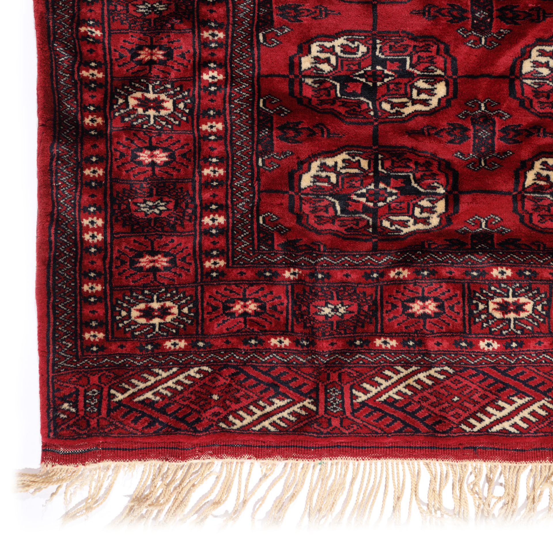 Tekke-Buhara wool rug, decorated with traditional geometric motifs, Iran, mid-20th century - Image 2 of 2