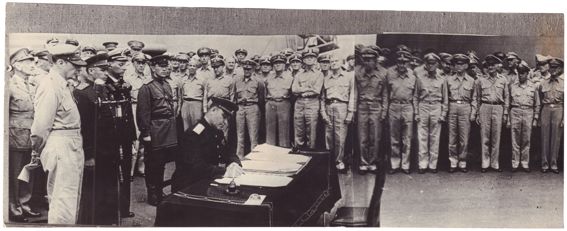 Three photographs. Capitulation of German and Japan. 1945. Late prints of 1965-1966. from 21,7x8,3 - Bild 2 aus 3