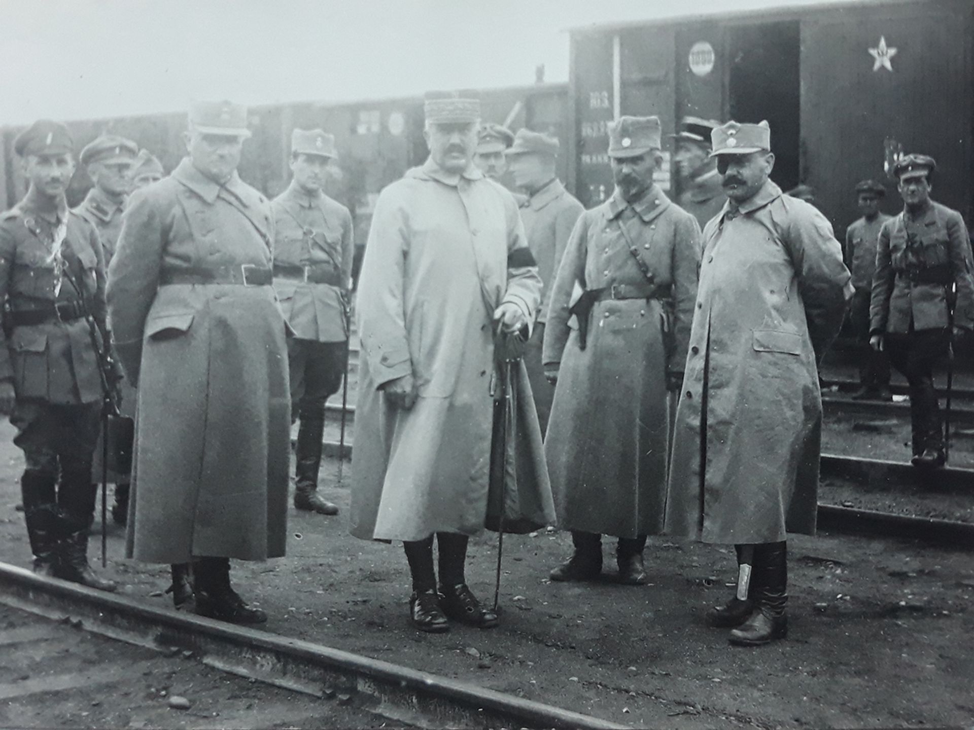 [Soviet]. Chief of Czechoslovak Legioners in Siberia Jan Syrov? and Jean Jeanen. Photograph. Vladivo
