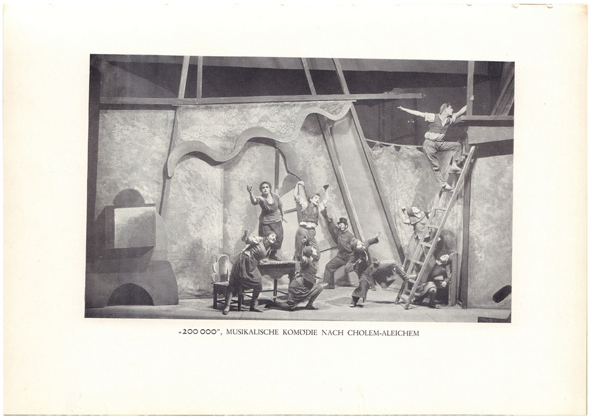 [Soviet art]. Das Moskauer j?dische akademische Theater. - Berlin: Die Schmiede, 1928. - 22, [2] pp. - Bild 3 aus 4