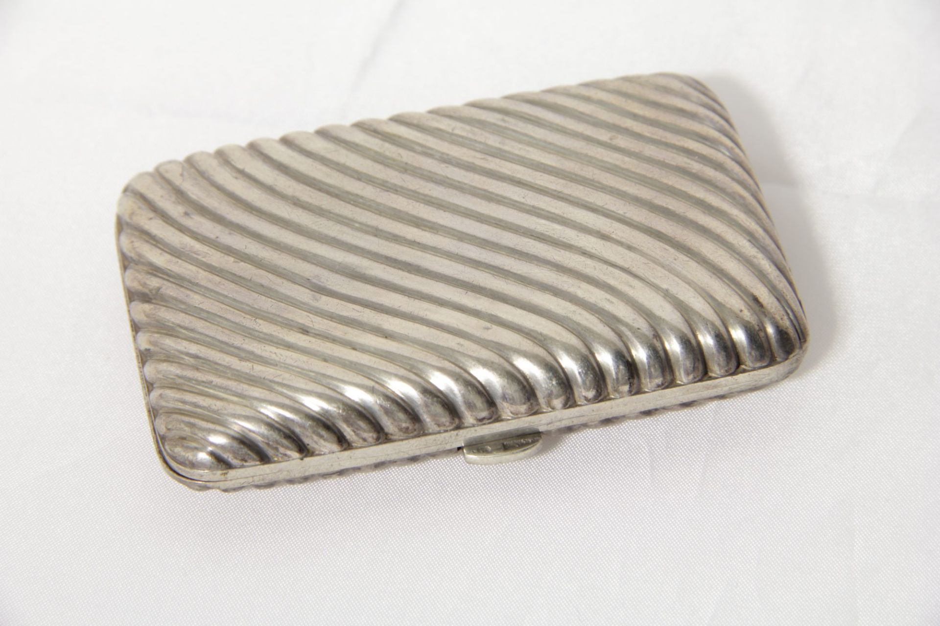 Cigarette-case. 19th century. Sterling silver, gilding inside - Image 2 of 6