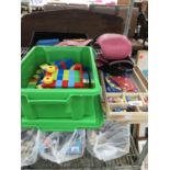 AN ASSORTMENT OF CHILDRENS TOYS TO INCLUDE A BOX OF DUPLO AND A PAIR OF BOXING GLOVES ETC