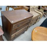 A MID 20TH CENTURY OAK CHEST OF FOUR DRAWERS AND THREE DRAW CHEST