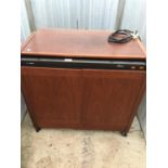 A PHILIPS HOSTESS TROLLEY BELIEVED IN WORKING ORDER BUT NO WARRANTY