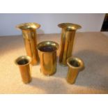 A PAIR OF WORLD WAR I 6 POUNDER TRENCH ART SHELL CASES DATED 1916, HEIGHT 22CM, PAIR OF 2 POUNDER