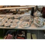 A LARGE COLLECTION OF STONEWARE CHINA IN THE ORIENTAL STYLE (A/F)