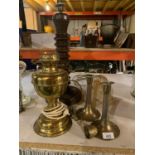 A SELECTION OF BRASS ITEMS TO INCLUDE A CONVERTED OIL LAMP, AN UNUSAUL WOODEN TABLE LAMP BASE (53