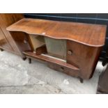 A SHINY WALNUT HUBBINET SIDEBOARD, WITH TWO GLASS CENTRE SECTION DRAWERS