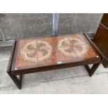 A RETRO TEAK COFFEE TABLE WITH INSET TILED TOP, 38x18.5"