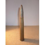 A DEACTIVATED WORLD WAR II BOFORS SHELL DATED 1939, HEIGHT 44.5CM