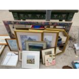 AN ASSORTMENT OF FRAMED PRINTS AND PICTURES