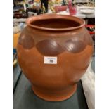 A LARGE DECORATIVE GLAZED TERRACOTTA PLANTER - HEIGHT 33CMS